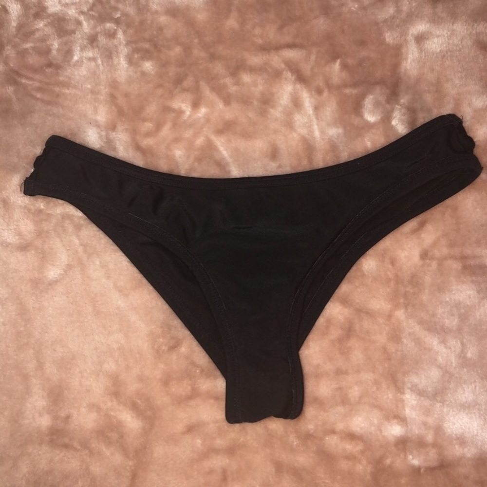💖3/$15 Xhilaration Brazilian Bikini Bottoms XS 💖